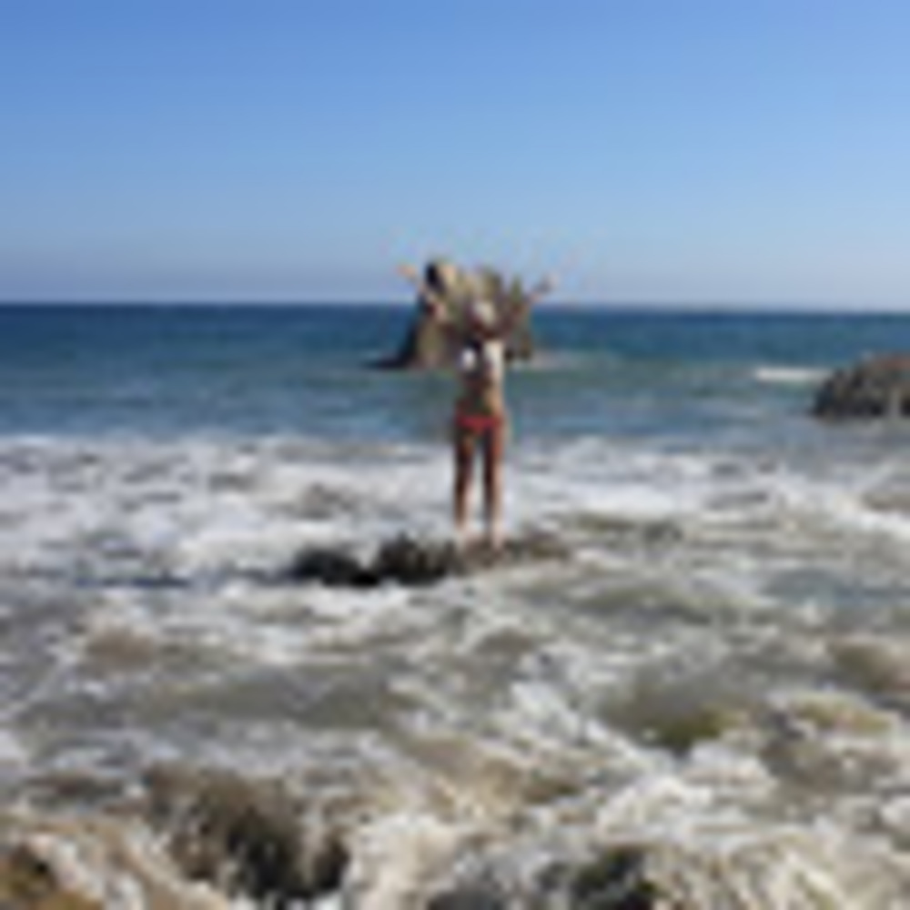 Meet your Posher, Alicia